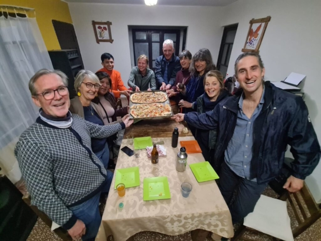 spoločný pizza večer v kempe